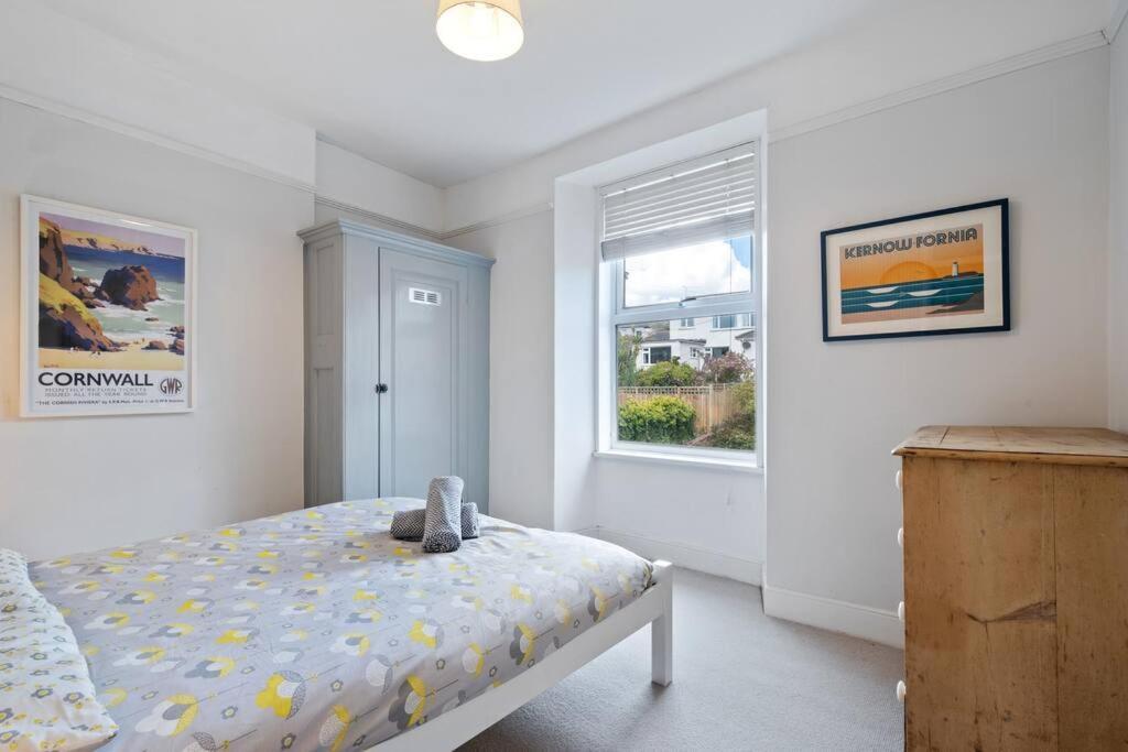 Pendennis - Bright Victorian Flat, Sea Views & Close To Beach Falmouth Buitenkant foto