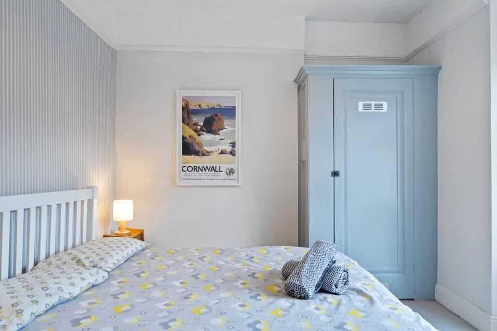 Pendennis - Bright Victorian Flat, Sea Views & Close To Beach Falmouth Buitenkant foto