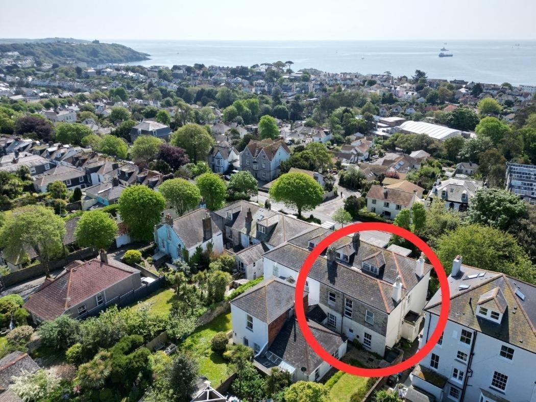 Pendennis - Bright Victorian Flat, Sea Views & Close To Beach Falmouth Buitenkant foto